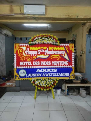 Papan Bunga di Pondok Jagung Timur