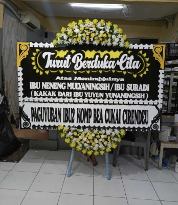 Papan Bunga di Pondok Jagung Timur